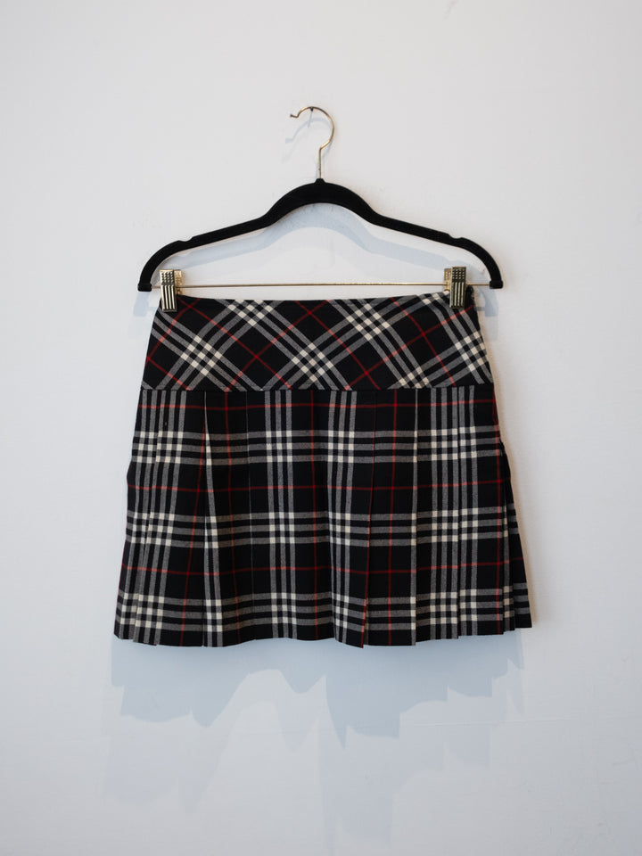 Black/Red Nova Chek Skirt