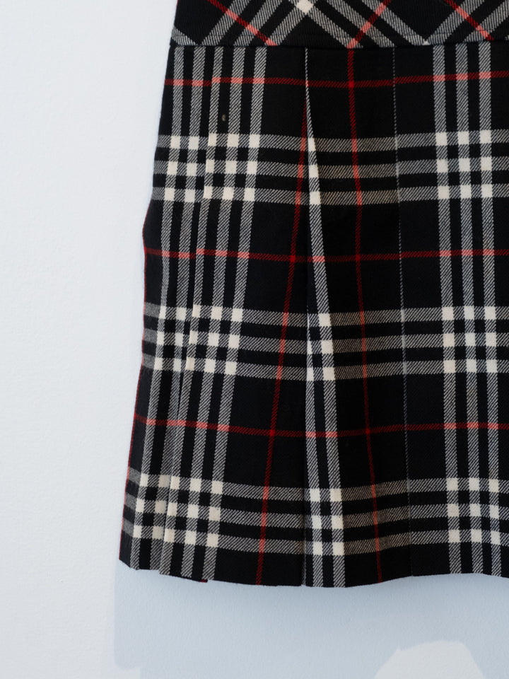 Black/Red Nova Chek Skirt